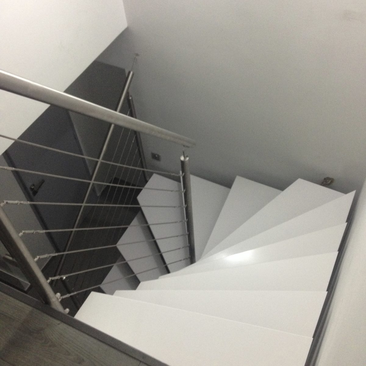 Escalier Silestone blanco zeus - copie